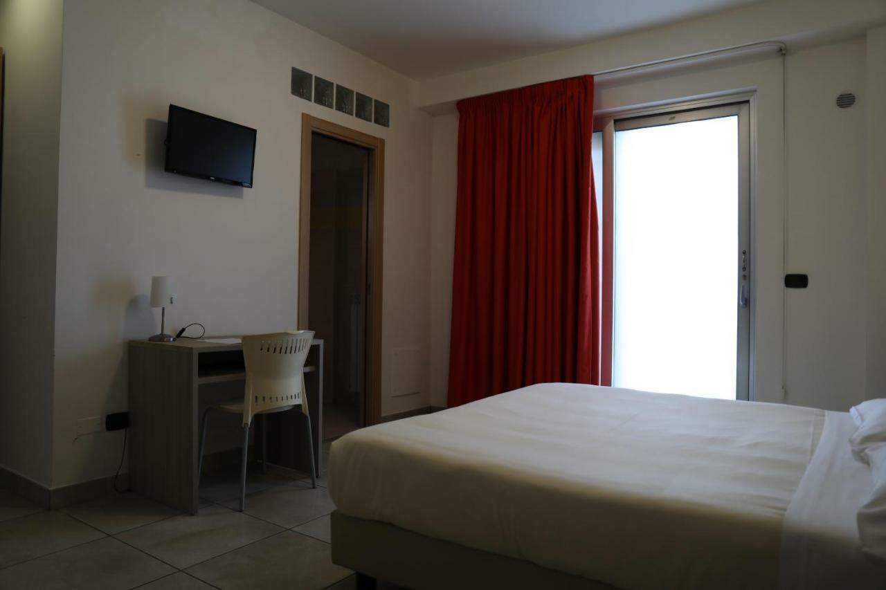 Garni House Majorana Rende Exterior foto
